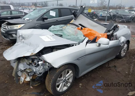 2008 Hyundai Tiburon Gs z USA, uszkodzony, nr VIN KMHHM66D58U294578